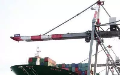 Sportello unico doganale e pre-clearing: quali vantaggi per gli operatori certificati AEO?