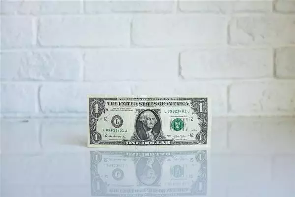 Rebus euro/dollaro: quali implicazioni per l’export?