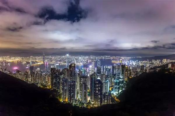 Hong Kong e Italia firmano la convenzione contro la doppia imposizione fiscale