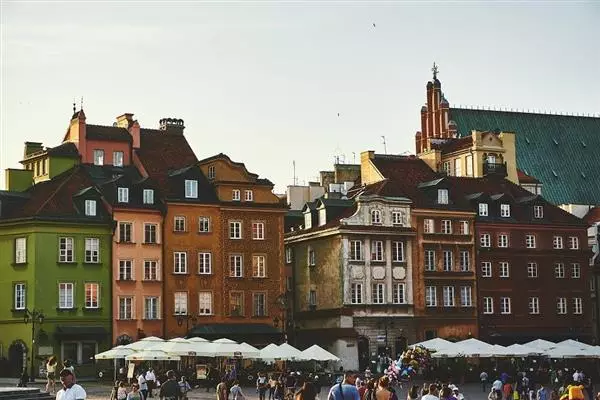 Polonia: come le sanzioni Ue potrebbero (non) colpire l’economia del Paese