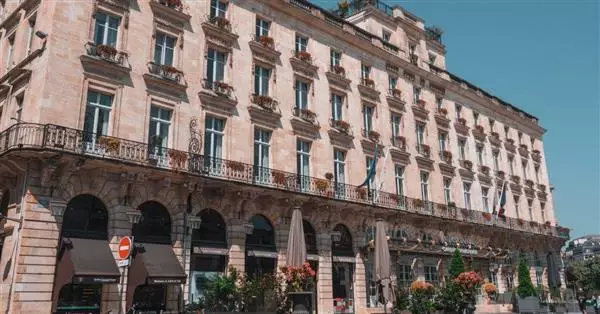 Canoni e spese di locazione dei negozi chiusi per decreto in Francia