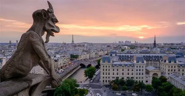 Pratiche commerciali abusive e legge francese di applicazione necessaria