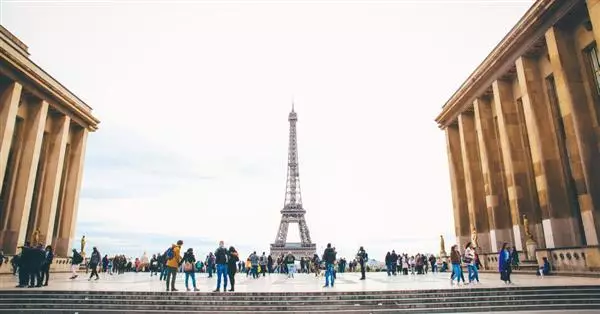 Nozione di agente commerciale: confronto tra giurisprudenza francese ed europea