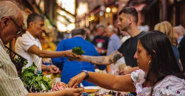 Coldiretti: filiera cibo a 575 mld, +7% nel 2021
